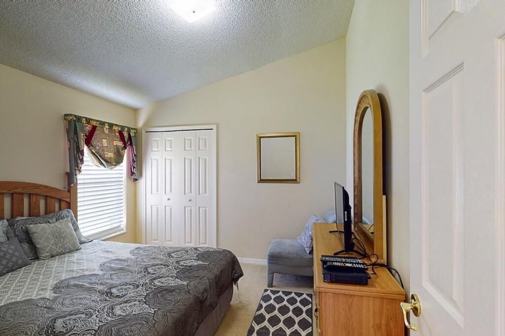 Фото Joe's Orange Tree Vacation Home