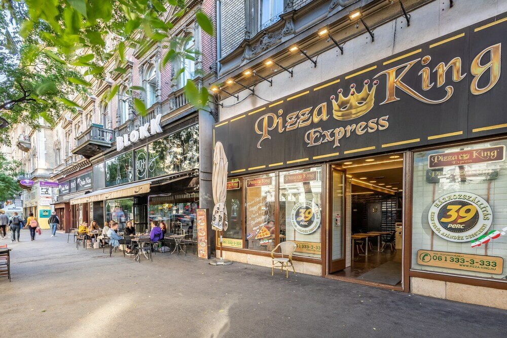 Фото отеля 1