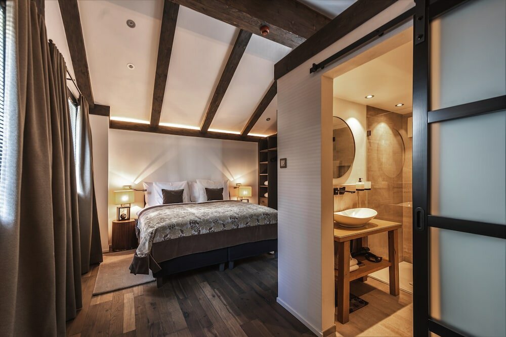 Фото Schloss Cottage - A Swiss Experience