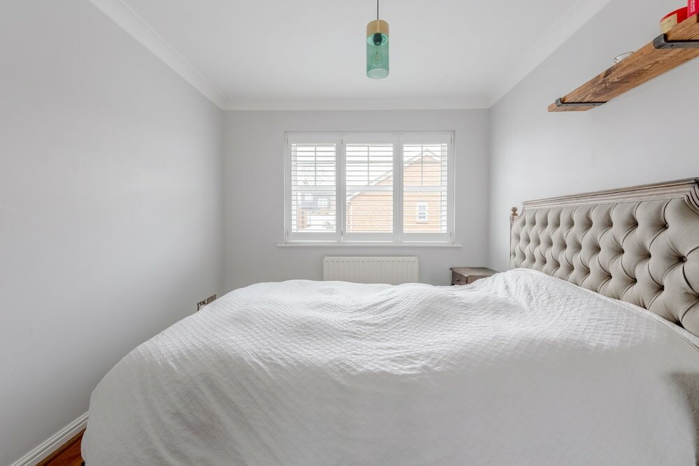 Фото Serene and Spacious 2 Bedroom House in South Wimbledon