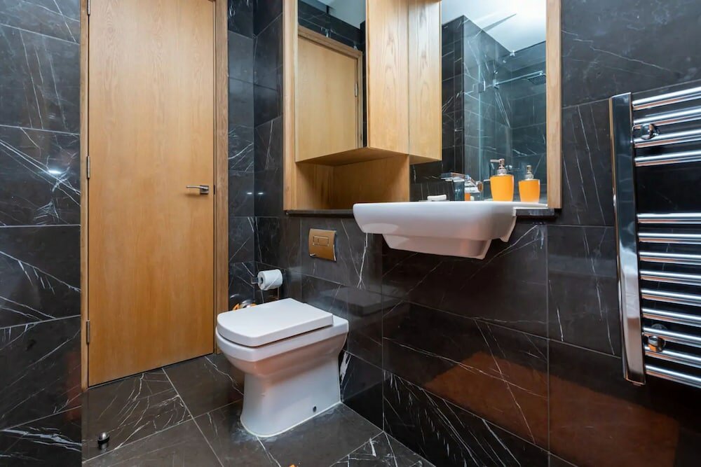 Фото Luxurious 2 Bedroon Flat in the Heart of London