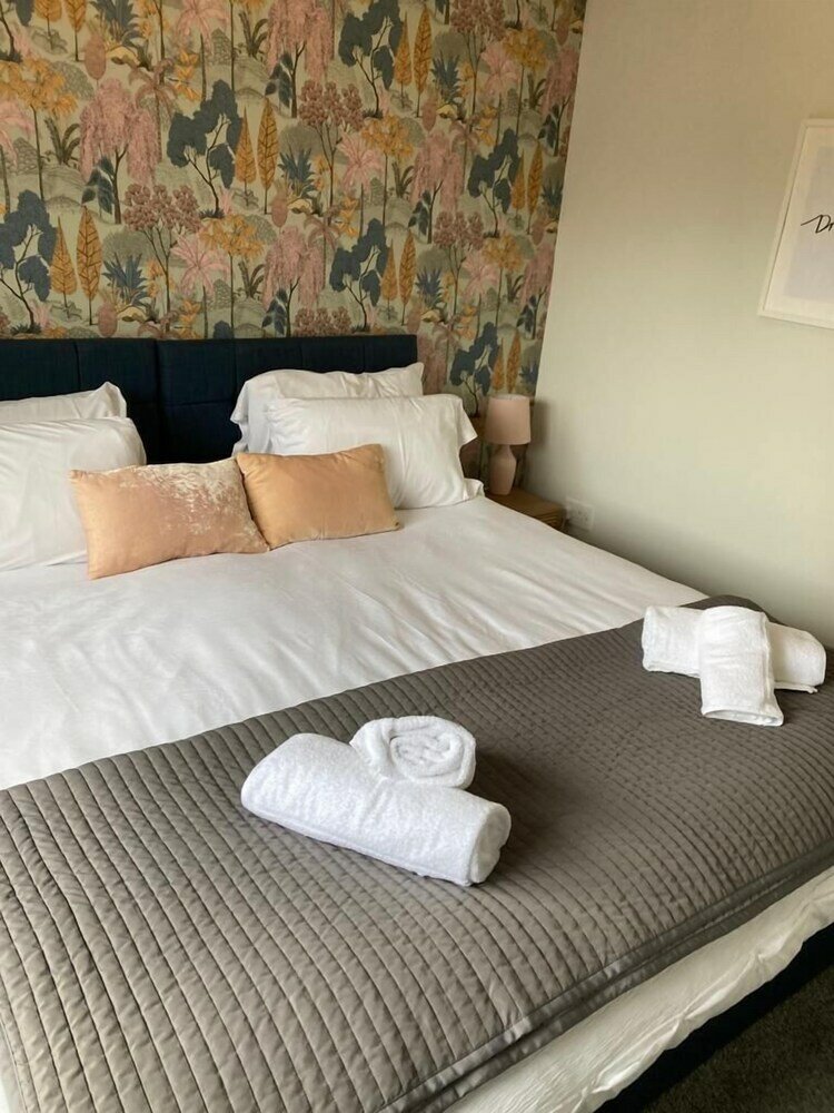 Фото Modern Cosy Home Sleeps 6 With Parking nr Preston