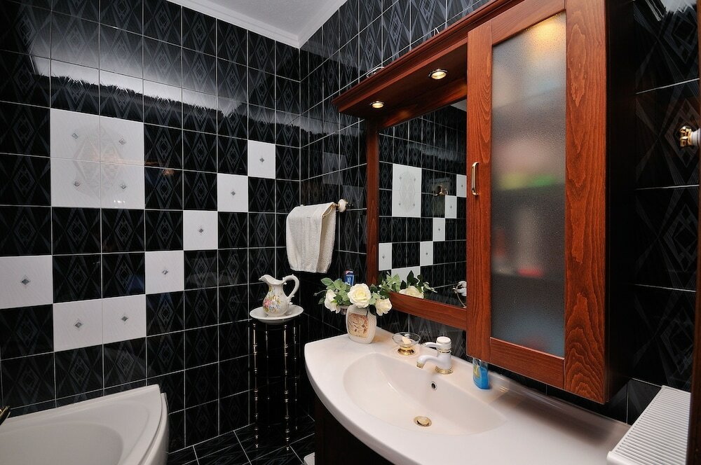 Фото Family Maisonette with Pool near Beach