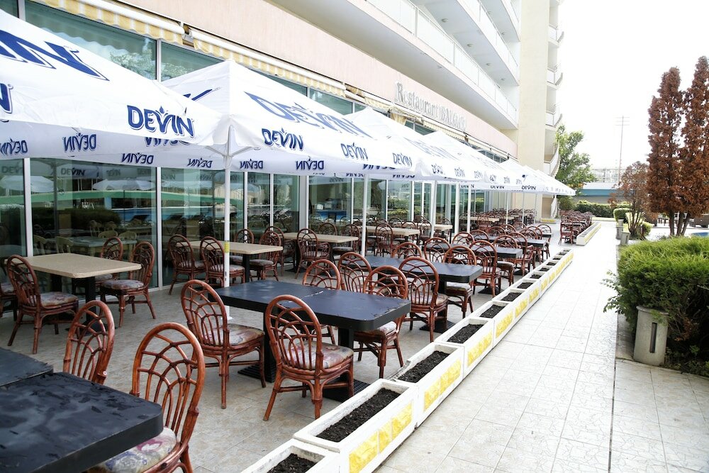 Фото Grand Hotel Oasis