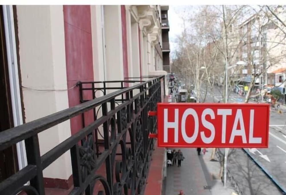 Фото Hostal Abitum Madrid