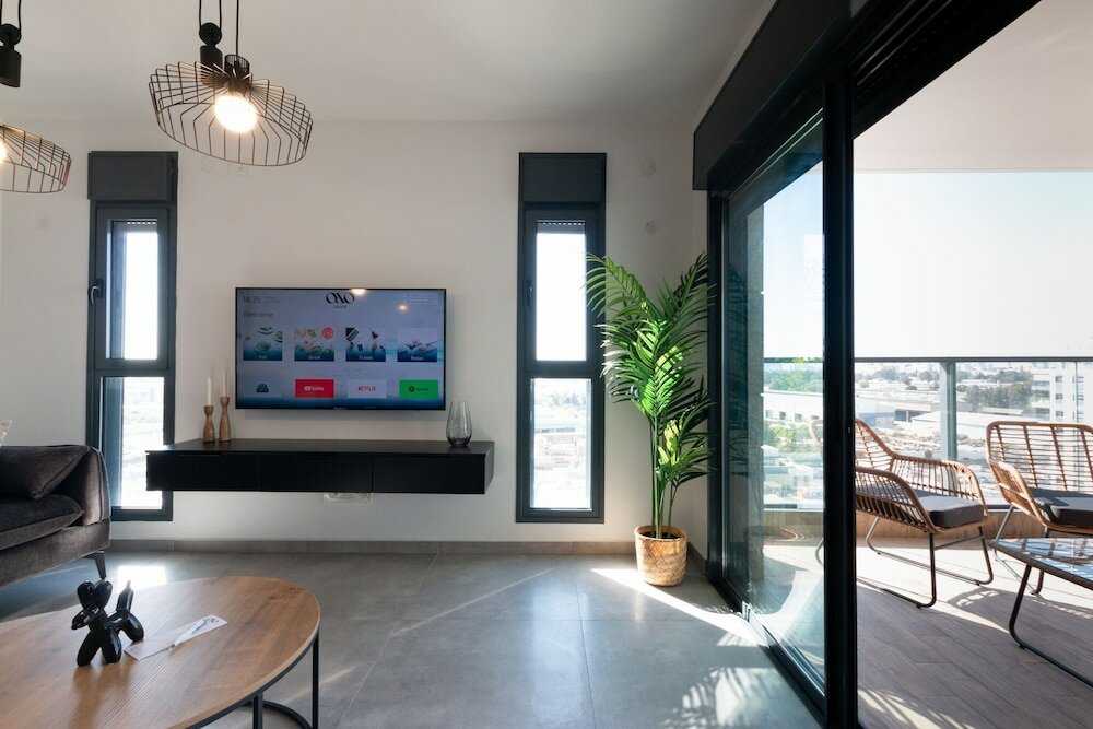 Фото Luxury Apt 3 Br New Tower Parking