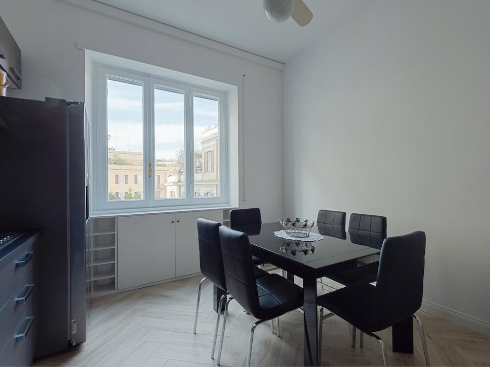 Фото Rsh Vatican Bright Two Bedroom Apartment