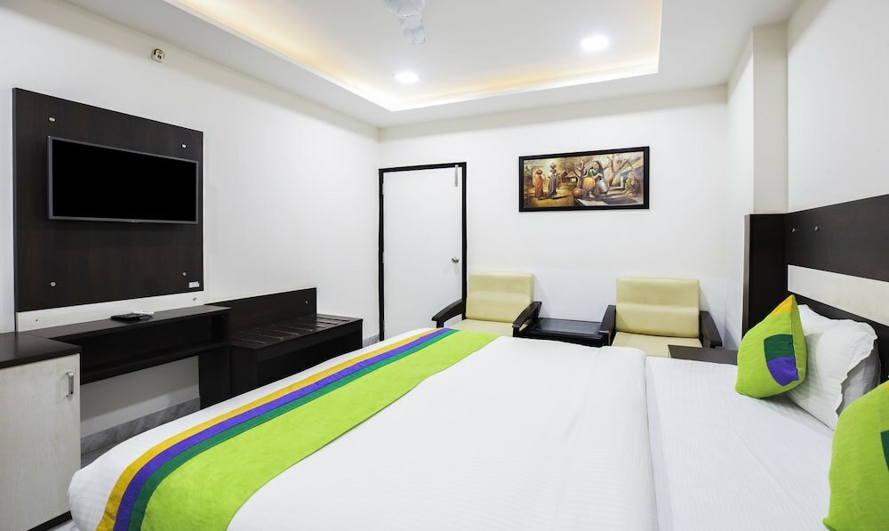 Фото Treebo Trend Royal Dizire