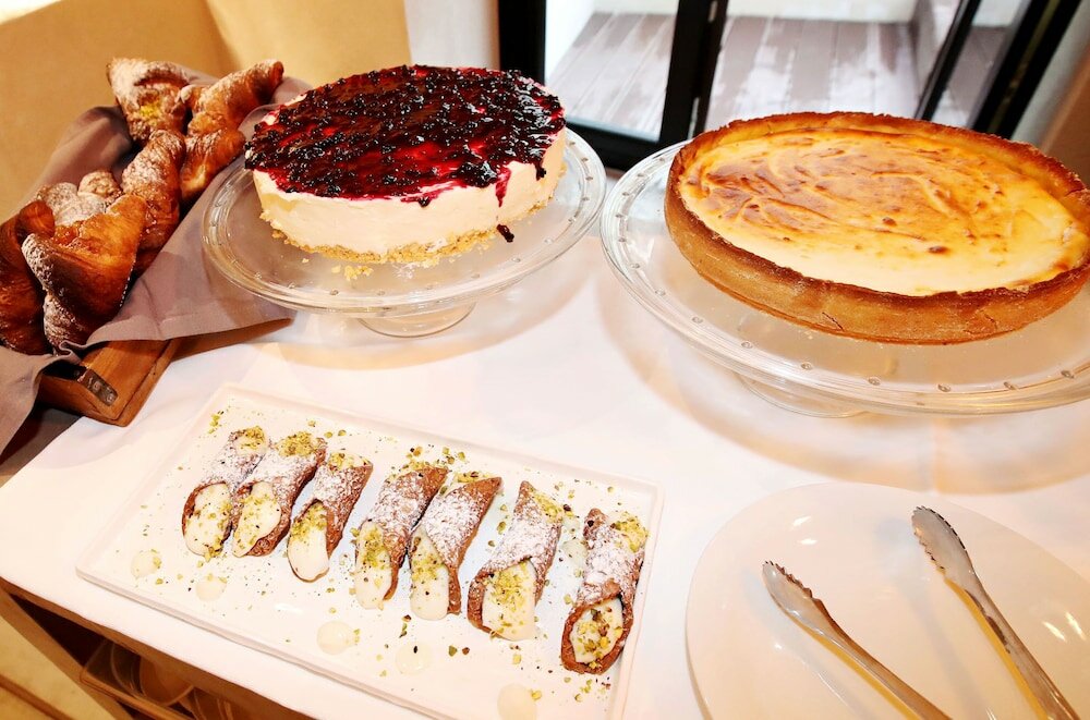 Фото Casa Nostra Luxury Suites