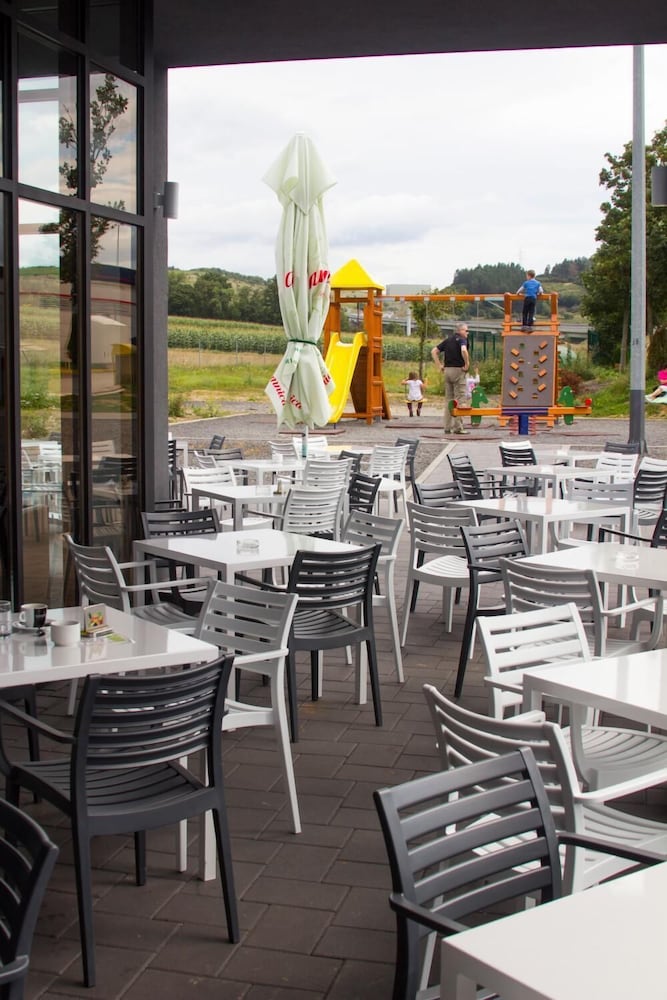 Фото Hotel Lika Jug