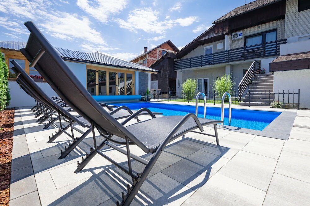 Фото Rooms & Apartments Karlo