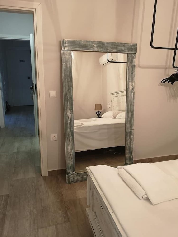 Фото Ammos Luxury Suites