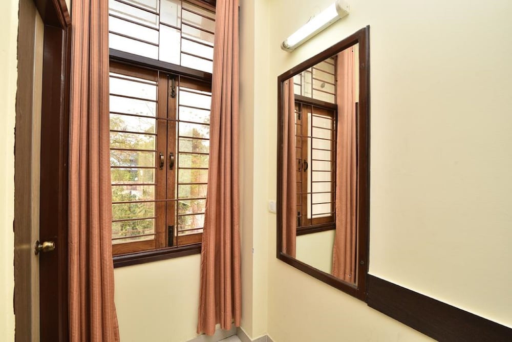 Фото Hotel Galaxy