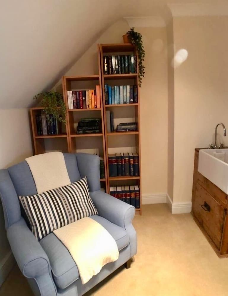 Фото Spacious House in Jericho Oxford