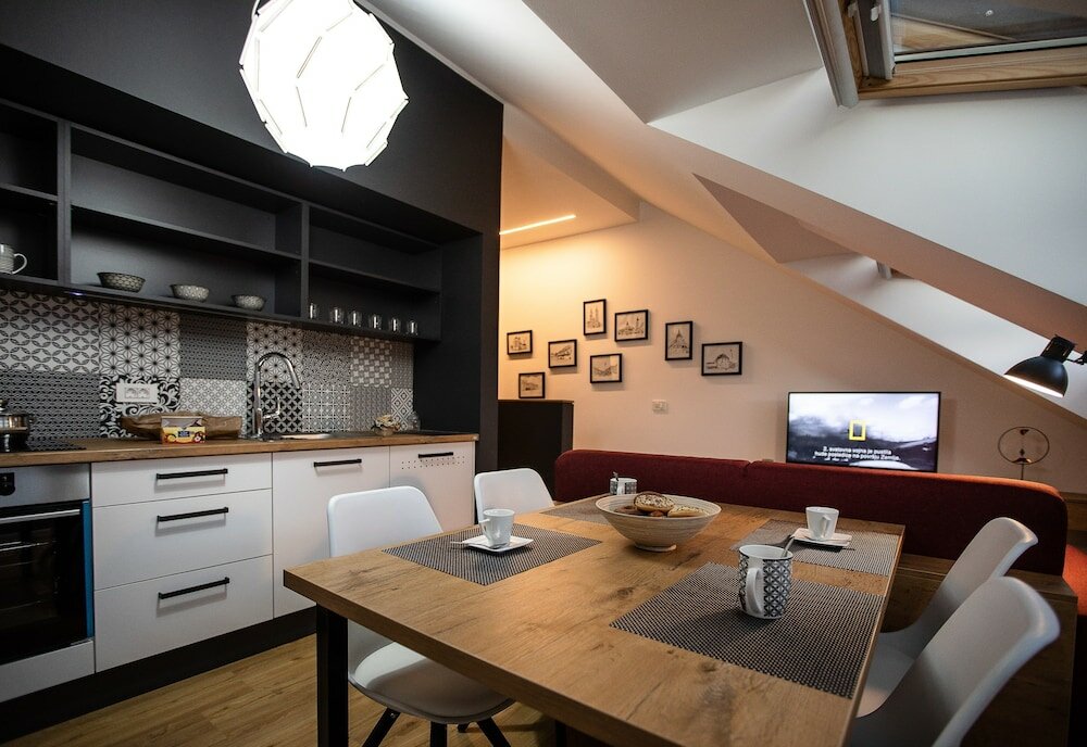 Фото Postcard City Apartments