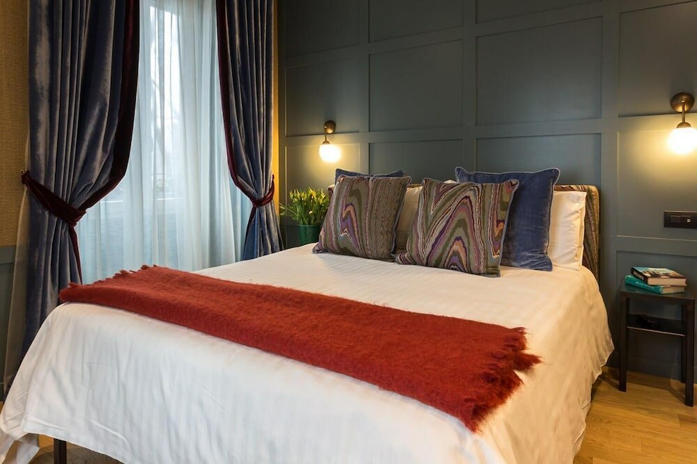 Фото Living Suites