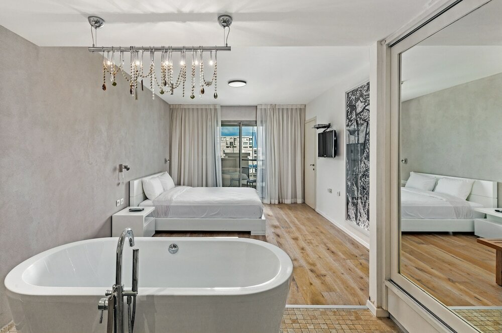 Фото Laguna Water Front 1