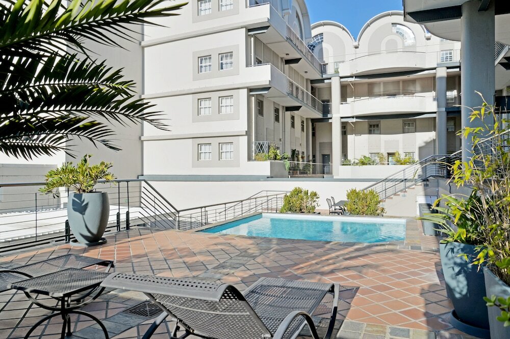 Фото отеля 2