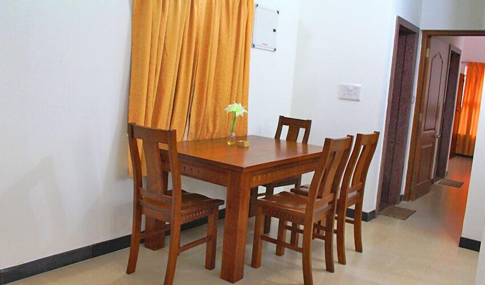 Фото B&f Kensington Square