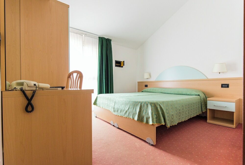 Фото Hotel Europa