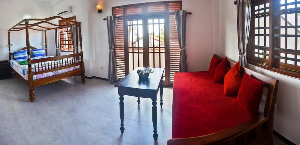 Фото Southern Coastal Villas