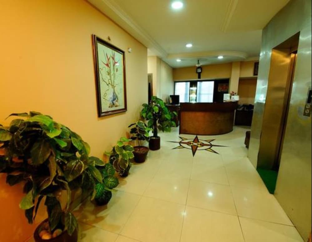 Фото Hotel Amit Regency