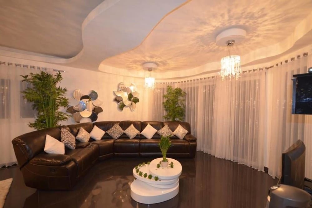 Фото Luxury Villa in Sosua Center - 7 Beds/7 Baths