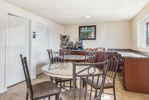 Гостиница Rodeway Inn в Якиме