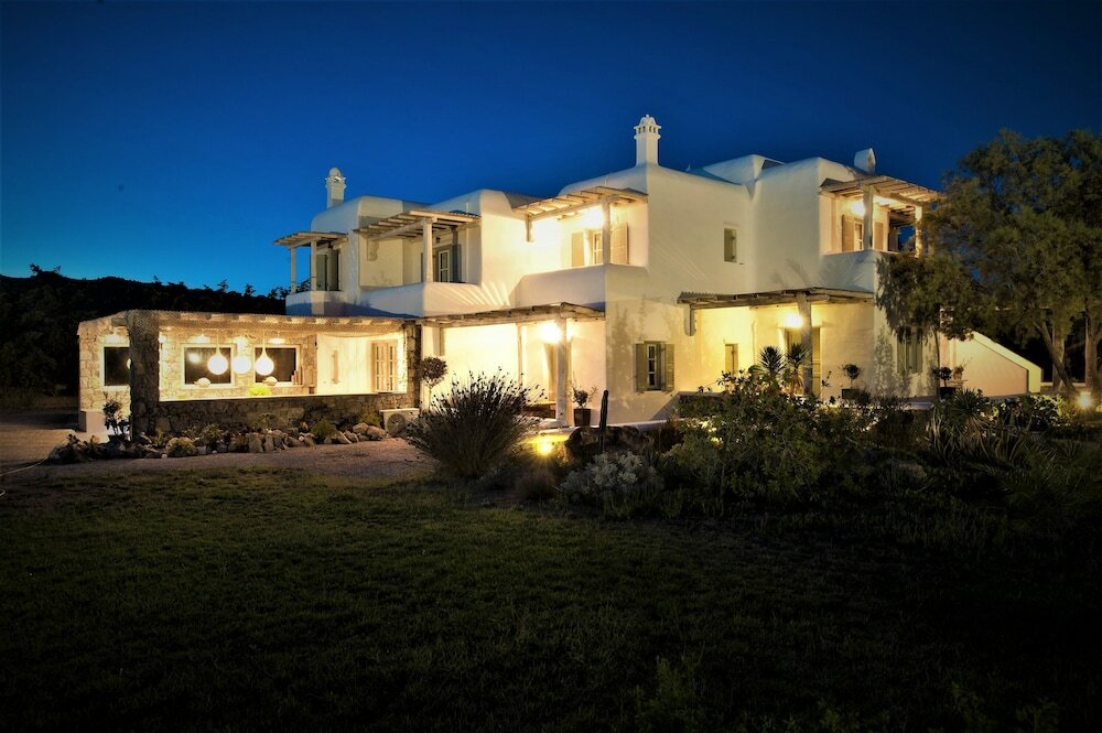 Фото Mykonian Studios