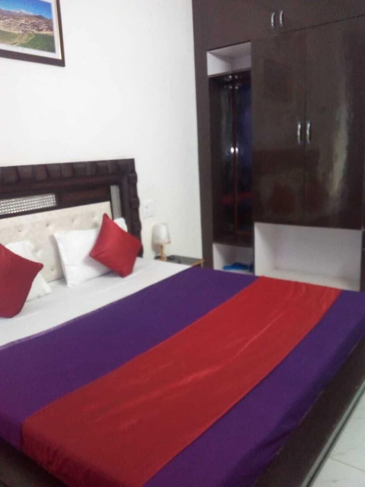 Фото Hotel Kc Regency