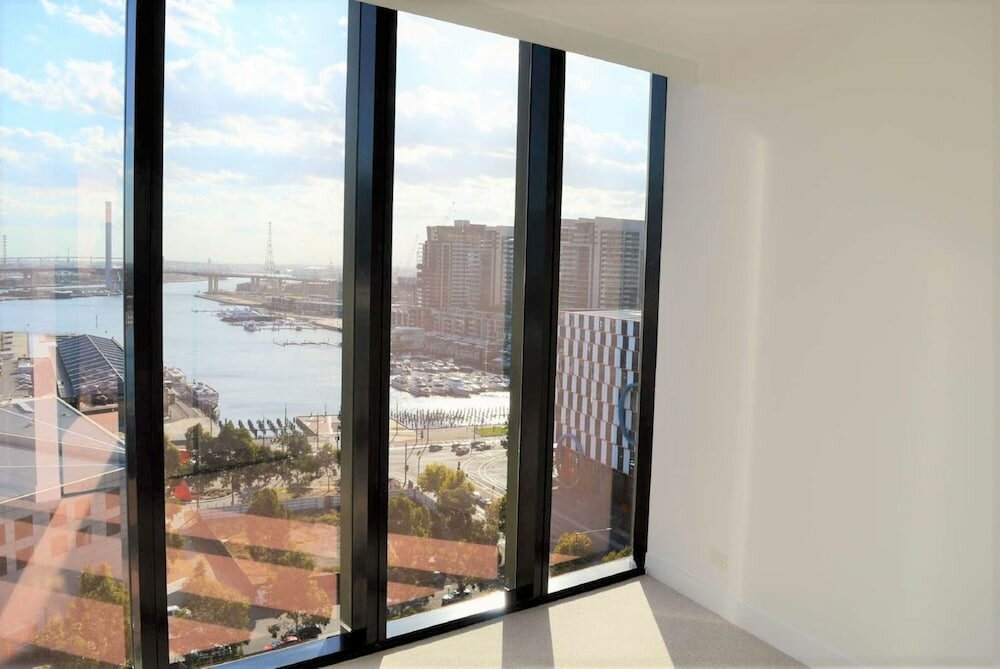 Фото ReadySet Apartments at Stadium