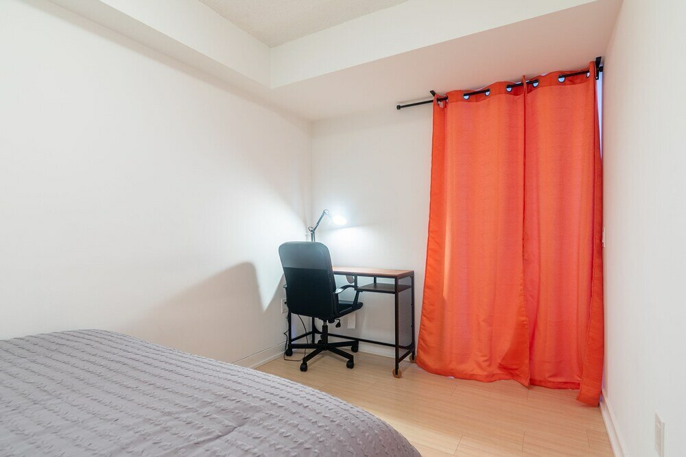 Фото Simply Comfort Stunning Downtown Condos