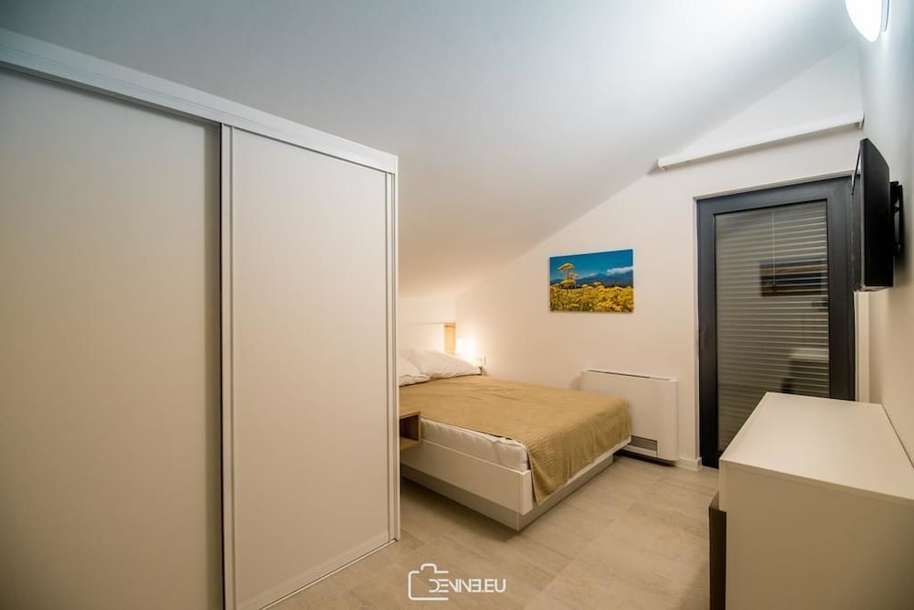 Фото Luxury Apartments Madomi