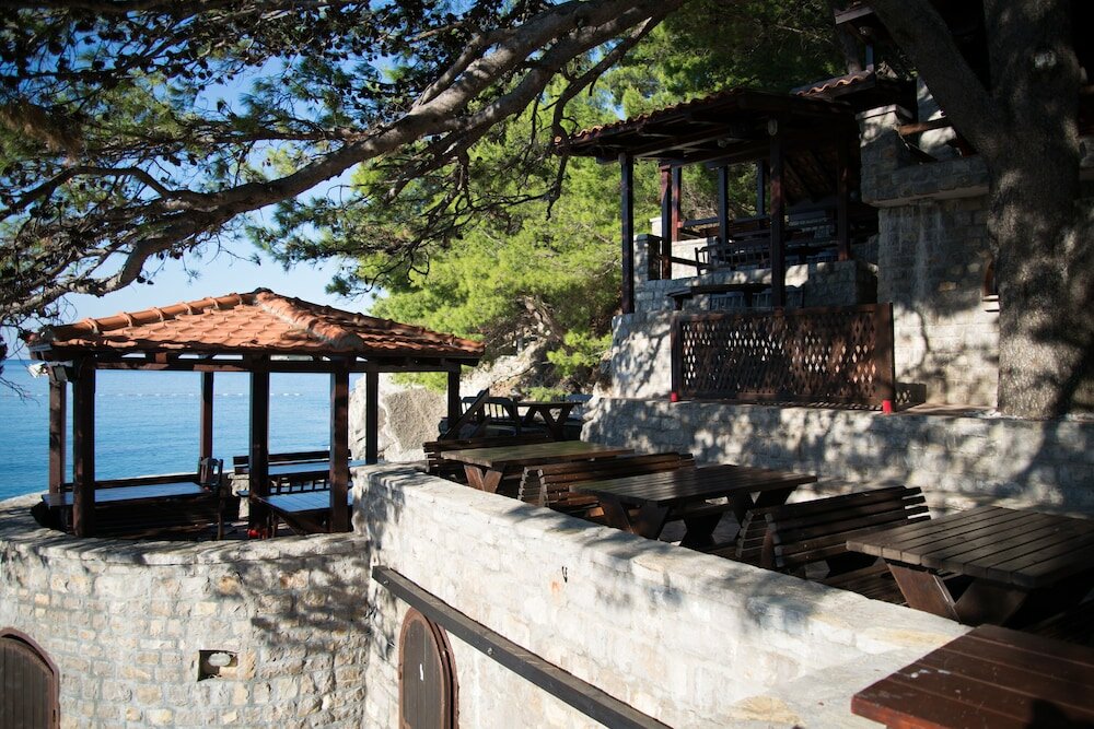 Фото Hotel Plaza Lucice