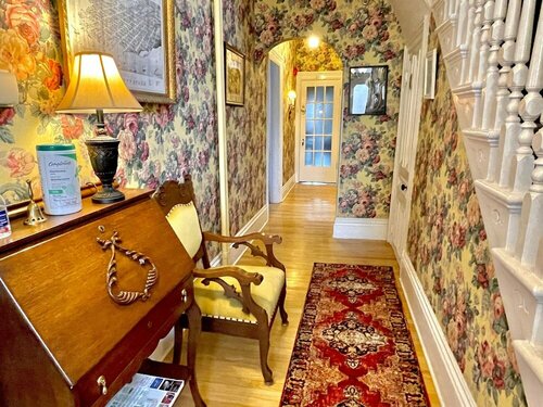 Гостиница Charlotte's Rose Inn в Шарлоттауне