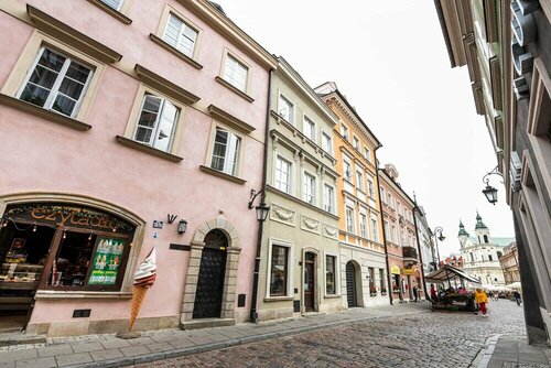 Old Town Market Place Penthouse