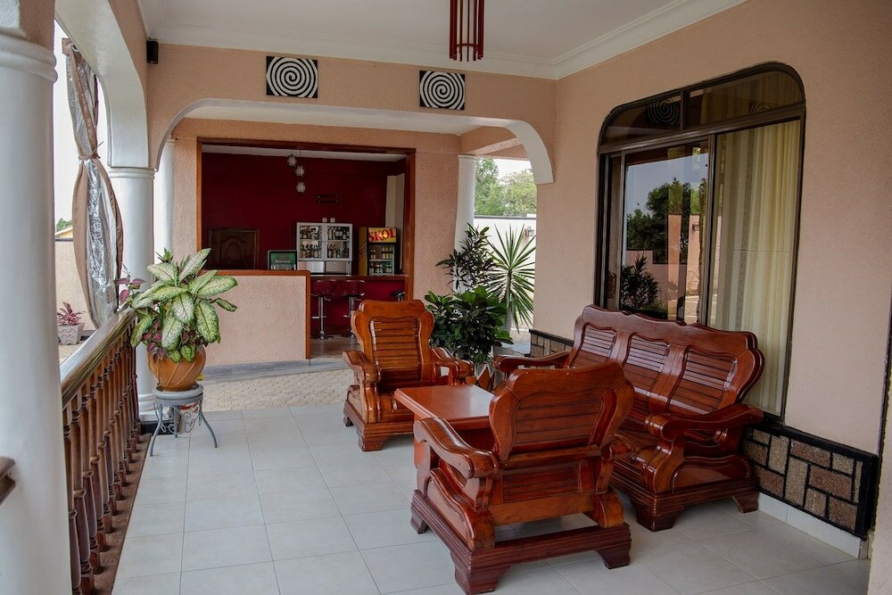 Фото Ezra boutique villa