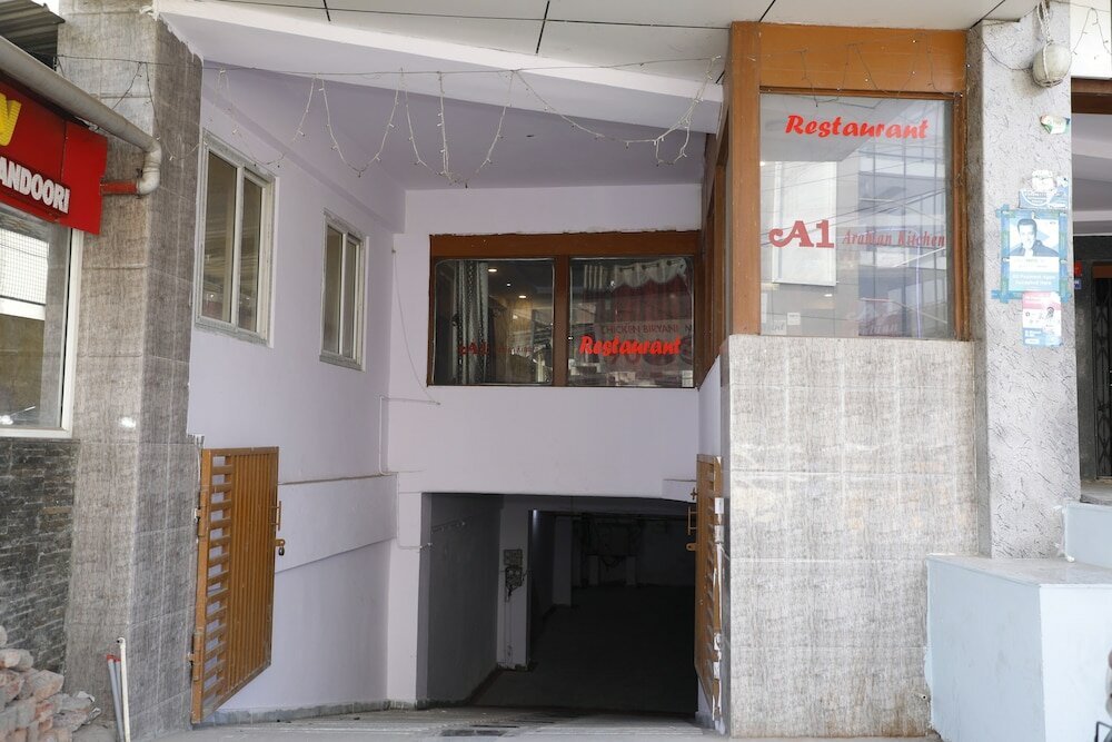 Фото Hotel Maruthi Residency Inn