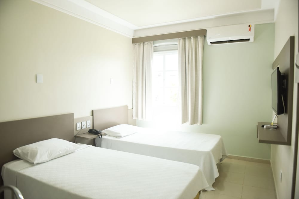 Фото Uiramutam Palace Hotel