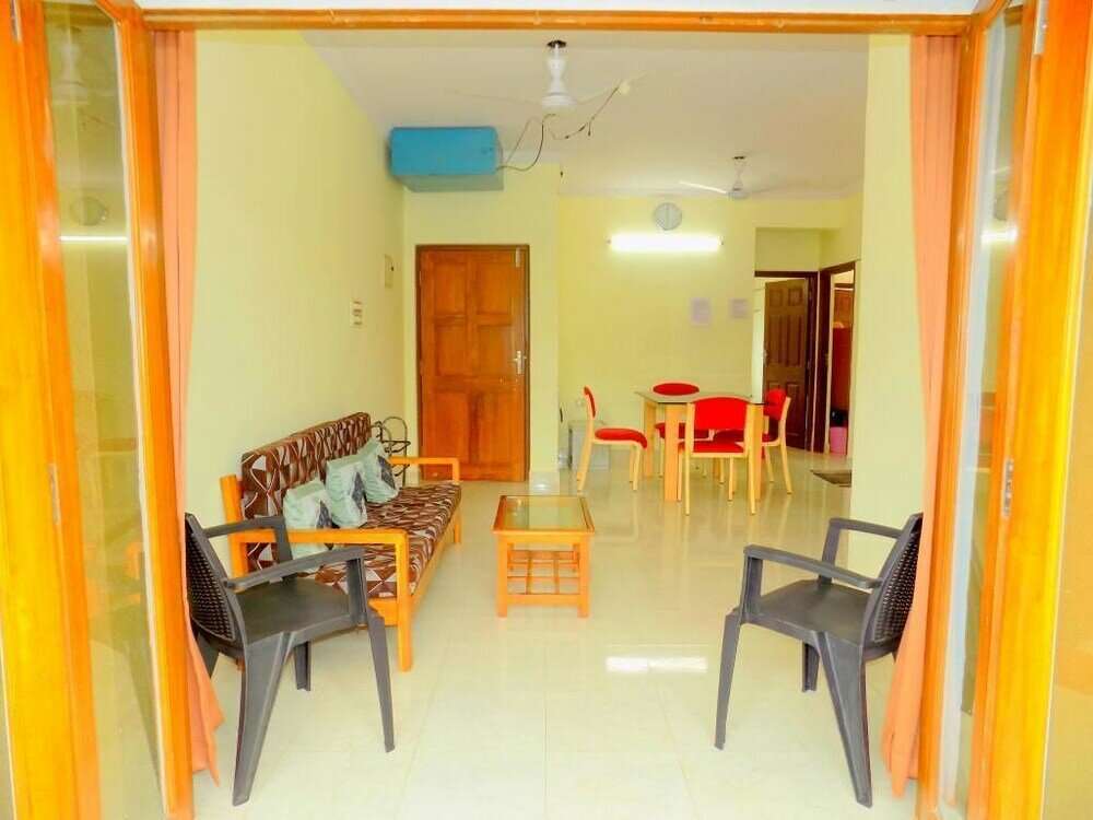 Фото Spacious Apartment with Pool - Cm008