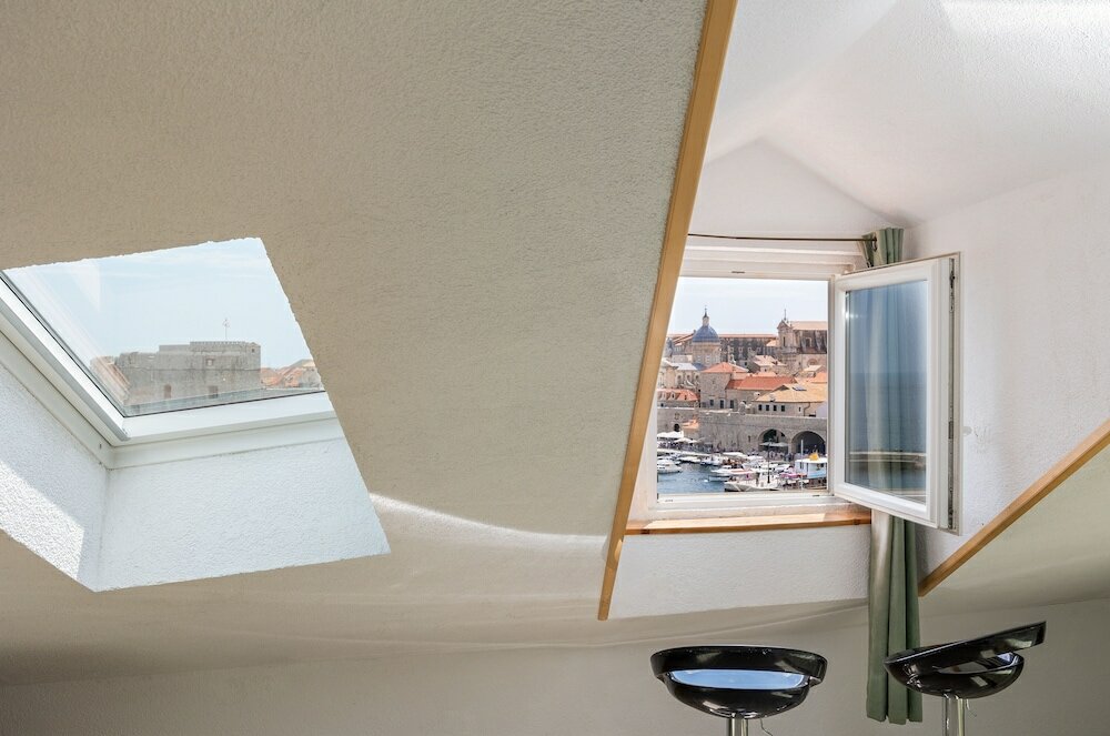 Фото Old Town Sunrise Apartments