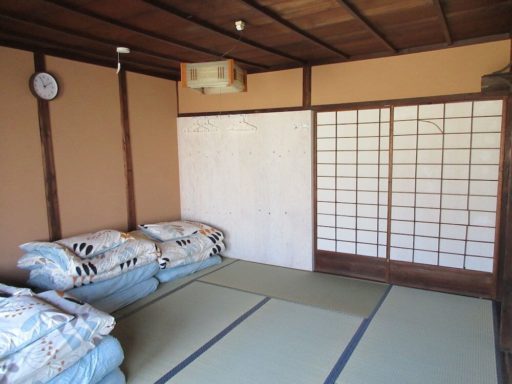 Фото Tsushima Guest House - Hostel