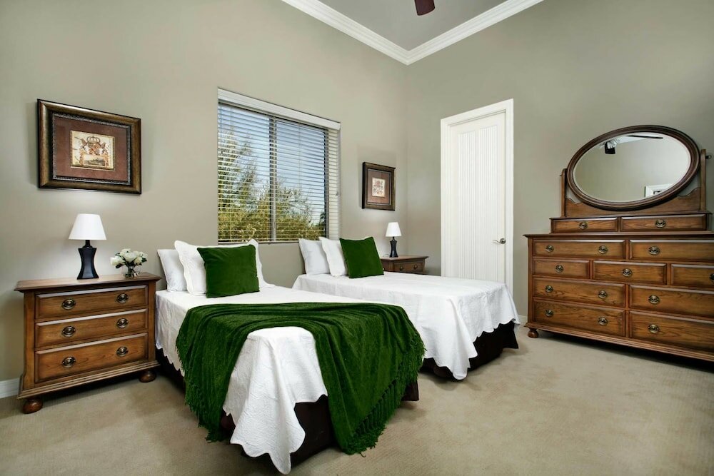 Фото Whisper Trail