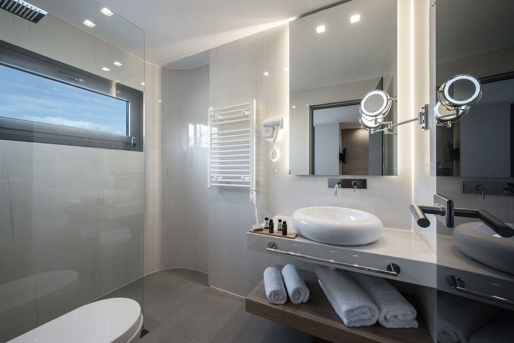 Фото Lavris City Suites