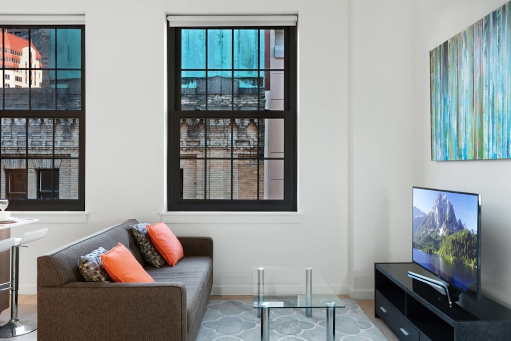 Фото Global Luxury Suites Downtown Boston