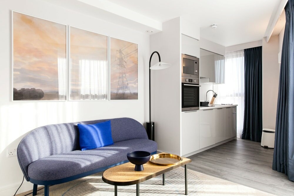 Фото Rockwell East