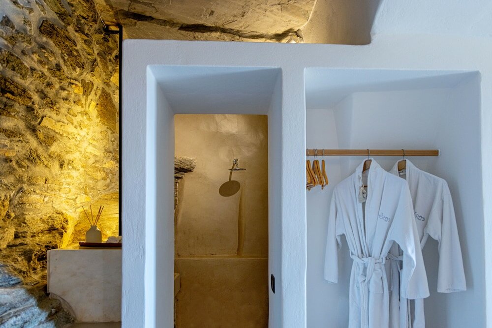 Фото Living Theros Luxury Suites