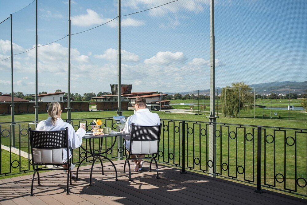 Фото Theodora Golf Club