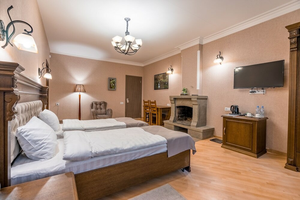 Фото Imperial House