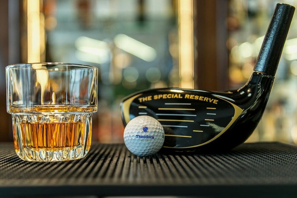 Фото Theodora Golf Club